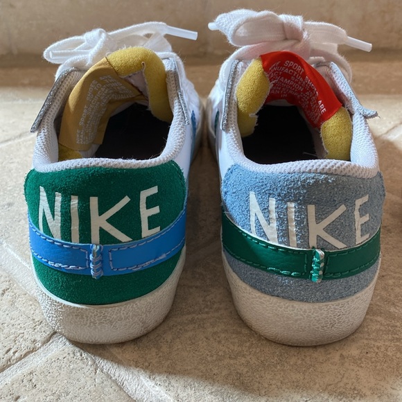 Nike Blazer Low ‘77 Jumbo Sneaker - Picture 2 of 9